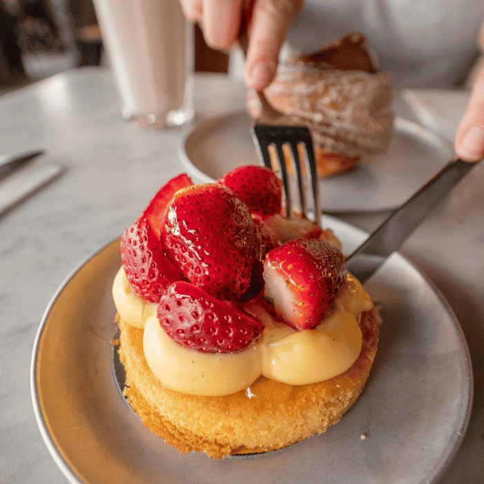 Bam Bam Bakehouse, Mermaid Beach, Queensland, Australia. Image courtesy of Tourism and Events Queensland.