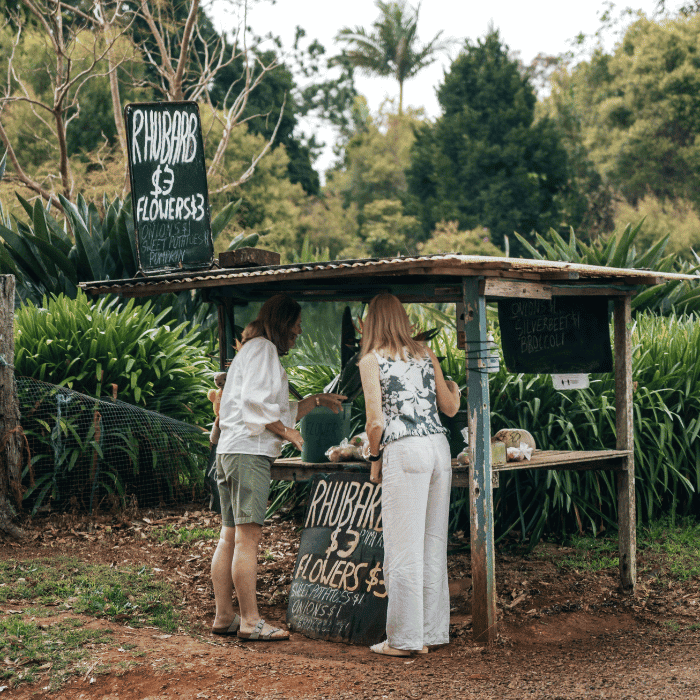 Farm gate, Tamborine Mountain, Queensland, Australia. Image courtesy of Tourism and Events Queensland.