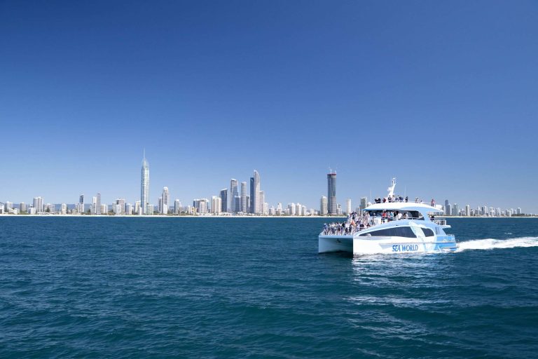 Sea World, Southport Yacht Club, Main Beach, Queensland, Australia. Image courtesy of Tourism and Events Queensland.